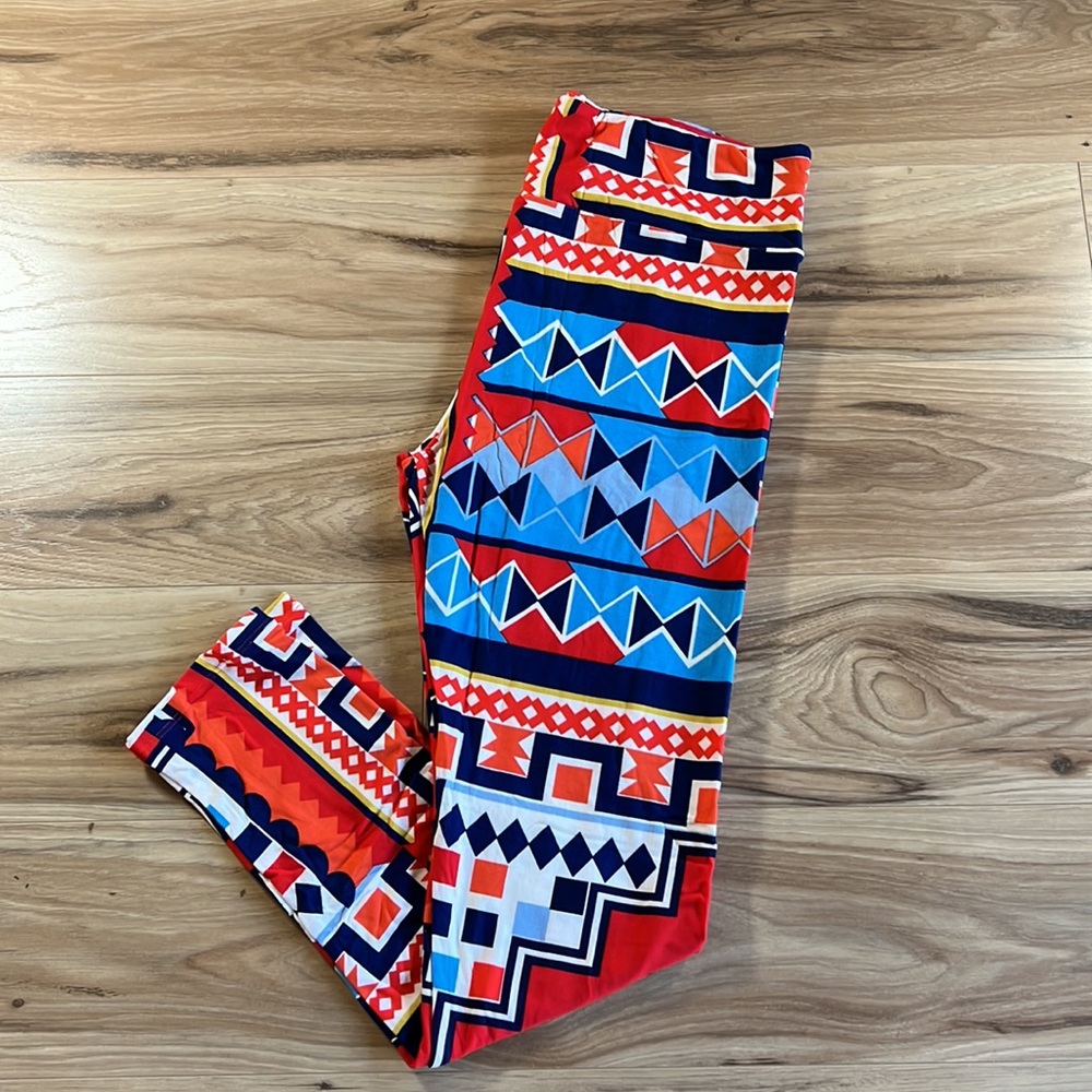 NWT LuLaRoe TC Tall & Curvy Colorful Aztec Print Leggings Red Blue Boho Tribal - Picture 5 of 6